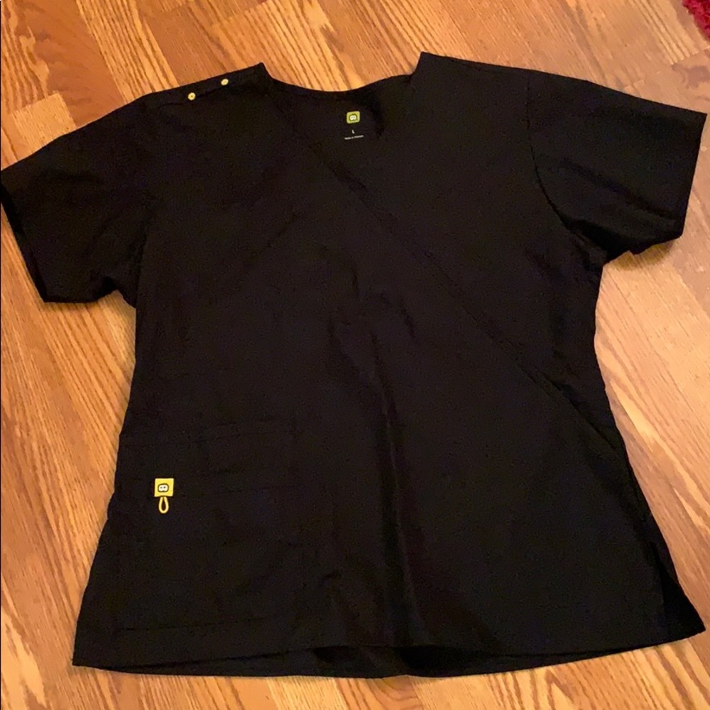 Scrub top